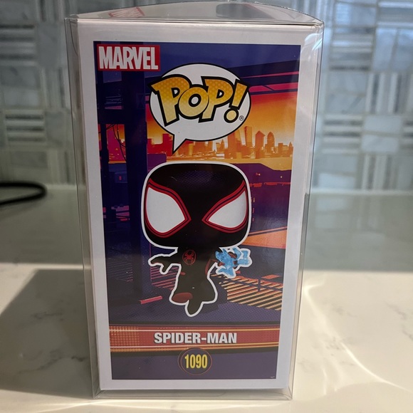 Marvel Across the Spider-Verse Spider-Man Marvel Corps Exclusive Funko Pop 1090 - Picture 2 of 6